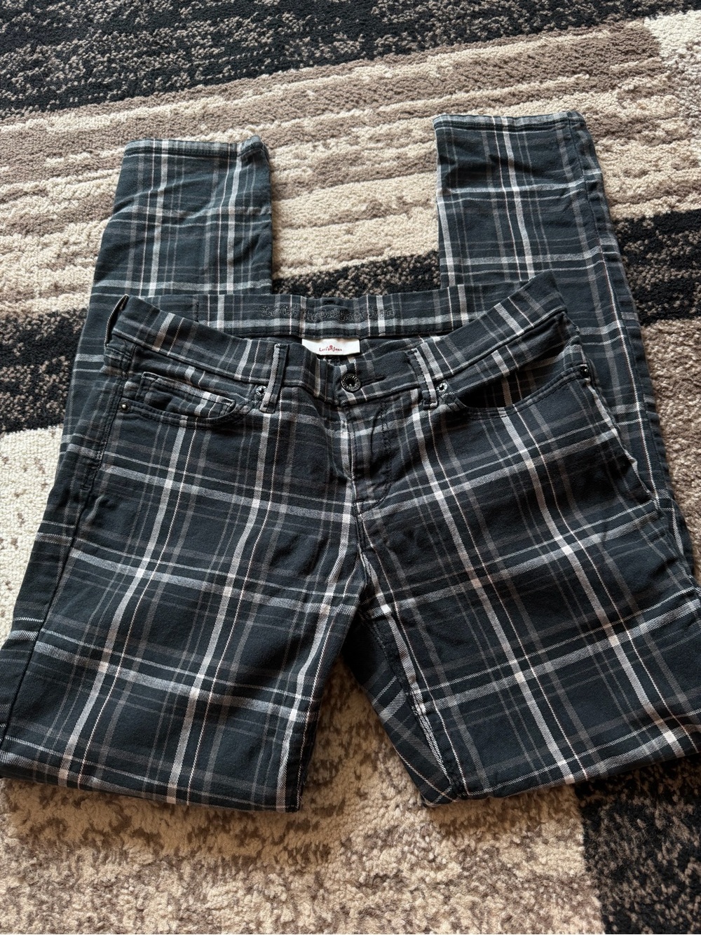 Women’s Levi's Black & Gray Plaid low rise 2010 Skinny Jeans